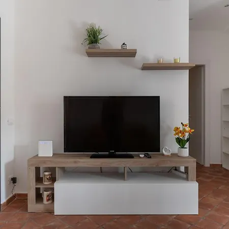 Dai Vicini Apartment Casteldaccia