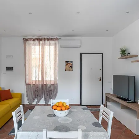 Dai Vicini Apartment *